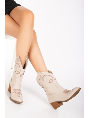 Miss Zülüf Kadın Kısa Koboy Bot