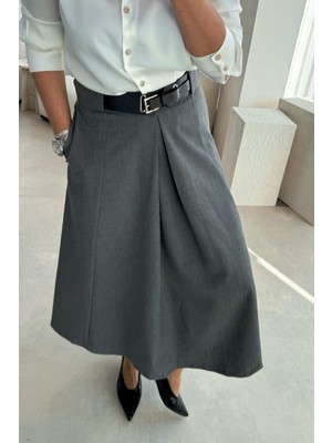 Gri Beli Kemerli Etek