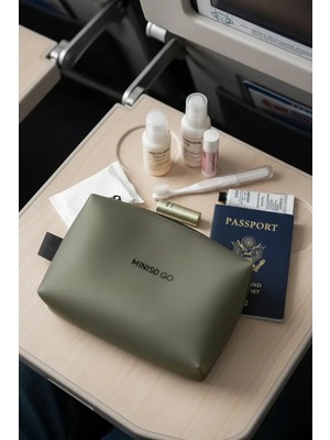 Miniso Iş Serisi Seyahat Çantası (Yeşil)