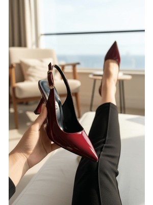 Divolya Voli Bordo Rugan Yanı Tokalı (8 Cm) Sivri Burun Topuklu Ayakkabı