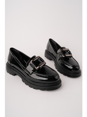 Marshetta Nottevia Model Kare Metal Toka Detaylı Siyah Kırışık Rugan Kadın Loafer Günlük Ayakkabı