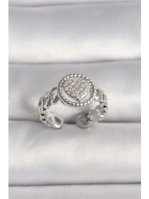 Clariss Pirinç Gümüş Renk Zincir Model Zirkon Taşlı Kalp Model Kadın Yüzük