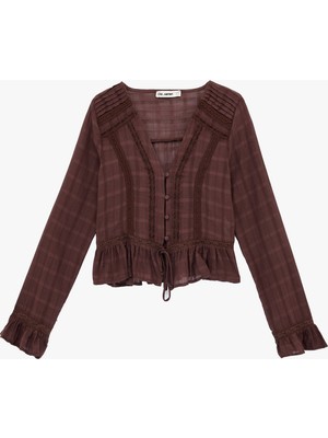 Koton Düğmeli Bağlama Detaylı Uzun Kollu V Yaka Bluz