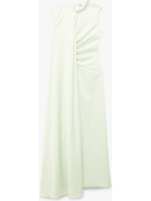 Koton Bisiklet Yaka Kolsuz Drapeli Taş Detaylı Uzun Saten Abiye Elbise