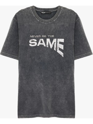 Koton Regular Fit Kısa Kollu Pamuklu Yıkamalı Bisiklet Yaka Baskılı Tişört