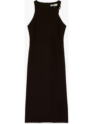 Koton Halter Yaka Metal Aksesuarlı A Kesim Kolsuz Uzun Elbise