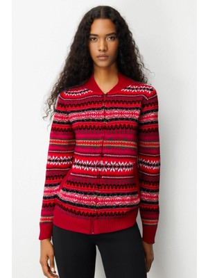 Desen Triko Kadın Hakim Yaka Jakarlı Yün Hırka K.kırmızı