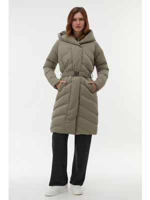 Mudo Kapüşonlu Kemerli Uzun Şişme Mont