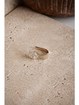 Deesse Latelier GOLD BAGET TAŞLI EAR CUFF