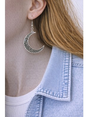 Herşey Nota Otantik Ay Figürlü Gümüş Renk Bohem Sallantılı Kadın Küpe