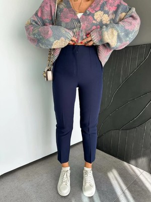 Madame Melek Zr Model Orijinal Marka Fileto Detaylı Kumaş Pantolon Dar Paça Pantolon