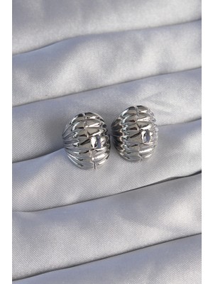 MiraLive Pirinç Gümüş Renk Tırtıklı Minimal Bombeli Tasarım Küpe - TJ-BKP9081