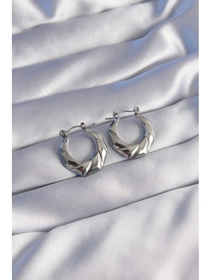 MiraLive 316L Çelik Gümüş Renk Kıvrımlı Görünüm Geometrik Model Küpe - TJ-BKP9045