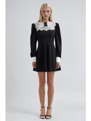 Lijuri Önü Dantel ve Kolları Manşet Detaylı Mini Elbise 2969