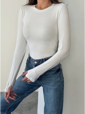 Modeva Global Kadın Beyaz Pamuklu Parmak Geçme Detaylı Uzun Kollu Bisiklet Yaka Bluz