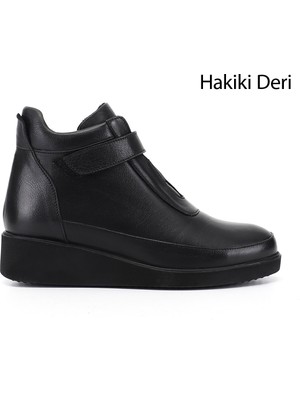 Gönderi(r) Kadın Siyah  Fermuarlı Dolgu Topuklu Hakiki Deri Bot