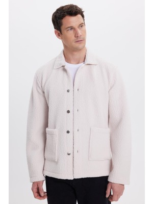 Tudors Erkek Regular Fit Rahat Kesim Peluş Çıtçıtlı Torbalı Çift Cepli ekru Ceket Gömlek