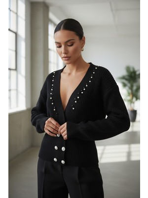 Newco Kadın Siyah Inci Düğme Detaylı Balon Kol V Yaka Triko Hırka