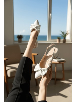 Divolya Fita Fiyonklu Beyaz ( 4 cm Topuklu ) Sivri Burun Topuklu Ayakkabı