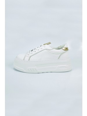 Aktaş Ayakkabı Kadın Beyaz Hakiki Deri Ortopedik Yüksek Tabanlı Spor Ayakkabı