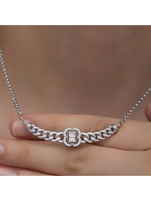 Noip 925 Ayar Gümüş Gurmet Zincirli Baget Taşlı Kadın Kolye T8197 (925)