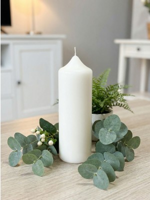Kubbe Uzun Beyaz Silindirik Dekoratif Mum 22 cm x 7.8 cm – 95 Saat Yanma Süresi