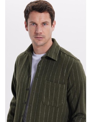 Tudors Erkek Regular Fit Klasik Kesim Çizgili Çift Cep Kapaklı Oduncu Gömlek