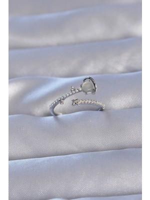 MiraLive Pirinç Gümüş Renk Zirkon Taşlı Incili Satürn Model Ayarlanabilir Yüzük - TJ-BYK3222