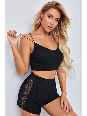 Intive Lingerie Kadın Siyah Yanları ve Sırtı Dantel Detaylı Çift Sıra Ince Lastikli Şortlu Gecelik Takım