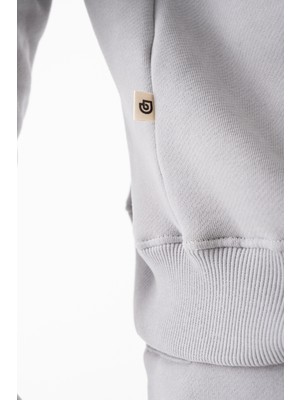 Erkek Dik Yakalı ve Yarım Fermuarlı  Bol Kesim Üst