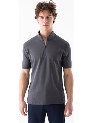 Erkek Yarım Fermuarlı ve Kısa Kollu Tişört