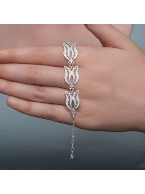 Gümüş Lale Motifli Telkari Kadın Bileklik