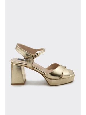 Derinet Platformlu Kadın Topuklu Ayakkabı