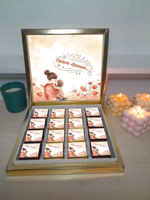 Mynil Annemiz Için Gold Kutuda 32 Adet Hediyelik Çikolata