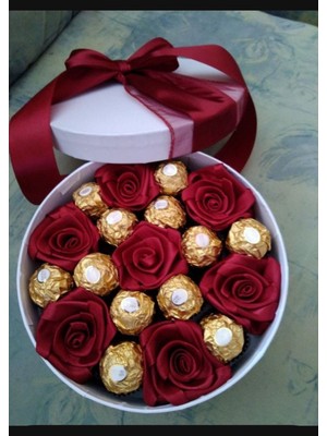 Mynil Hediye Sevgili Kız Arkadaşa Çikolata Kutusu Çiçek Buketi Isteme Söz Özel Gün Sevgililer Günü