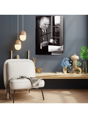 Glitglass Atatürk Kahve Içerken Çalışma Anı Siyah Beyaz Temperli Cam Tablo