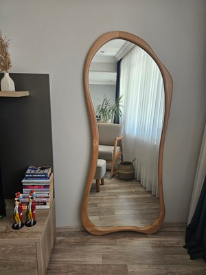 Uğurlu Ayna 180X80 Doğal Ahşap Boy Aynası – Natürel Renk Asimetrik El Yapımı Dekoratif Duvar Aynası