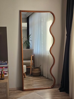 Uğurlu Ayna 180X80 Dalgalı Boy Aynası – Doğal Ahşap Çerçeveli, El Yapımı Ceviz Dekoratif Duvar Aynası