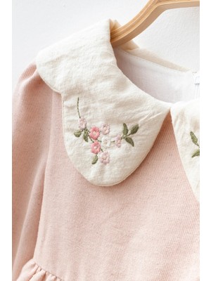 Danuna Kids Yakası Çiçek Nakışlı  Pamuk Astarlı Tül Detaylı  Uzun Kollu Vintage Elbise -Pudra Pembe