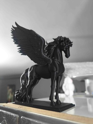 Dekoratif  Kanatlı At Figürü