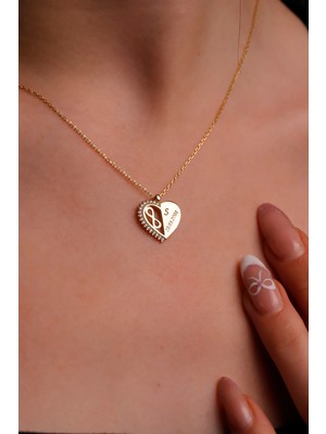 Silvesra Gümüş Kişiye Özel Harf ve Tarih Detaylı Kalp Kolye