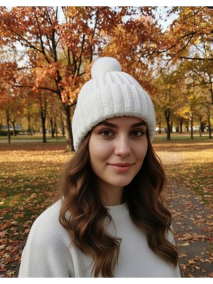 Eloriaa Kadın Bere Krem