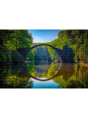 Köprü ve Suda Yansıması Poster Duvar Kağıdı