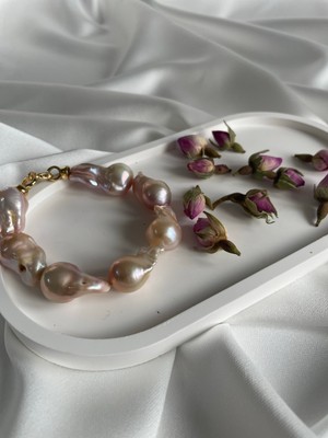 Maison Perle Jewelry Pink Roses La Barre - Barok Tarz Büyük Pembe İnci Bileklik