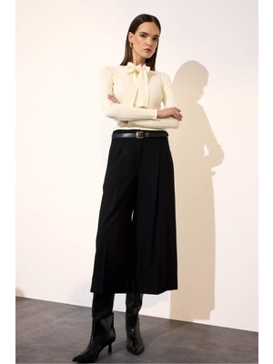 DeFacto Yüksek Bel Crop Fit Pantolon G8869AX26SP