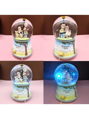 MiraLive Büyük Boy Bankta Oturan Sevgili Kar Küresi