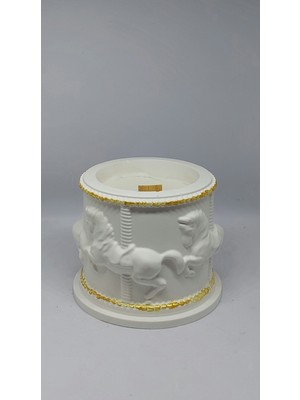 PremiumPort Altın Detaylı Atlı Karınca Mumluk, Şık ve Zarif Dekorasyon Parçası