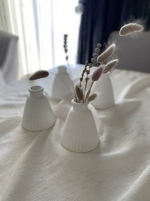 PremiumPort Şık ve Modern Küçük Vazo, Ev Dekorasyonu Için Harika Seçenek