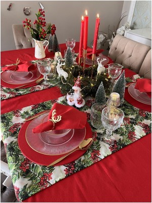 PremiumPort Yılbaşı Temalı Kırmızı Yeşil Runner, Sofra Dekorasyonu Için Şık ve Renkli