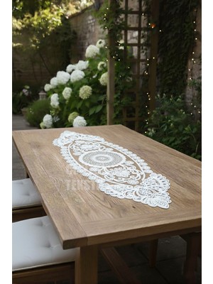 PremiumPort Şık Fransız Dantel Detaylı Masa Runneri, Zarif ve Modern Tasarım